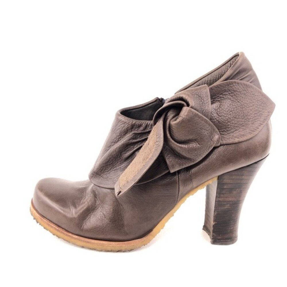 Giraudon Accoutrement Brown Leather Ankle Booties EUR 38
